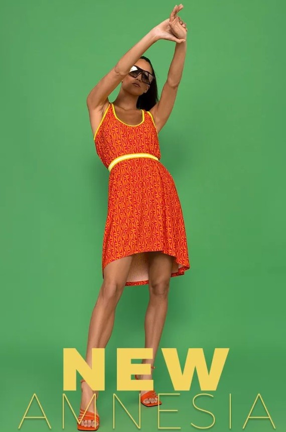 Amnesia Surf atléta betűs 